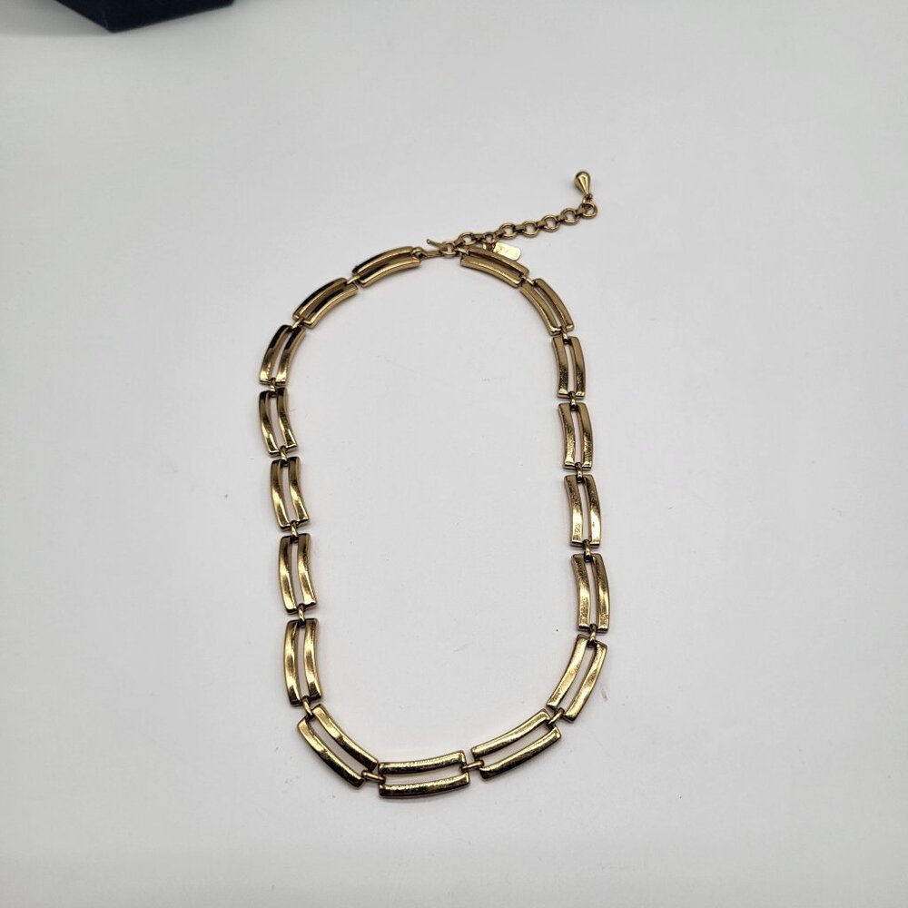VTG Monet Gold Tone Open Link Chain Choker Necklace - Picture 2 of 8